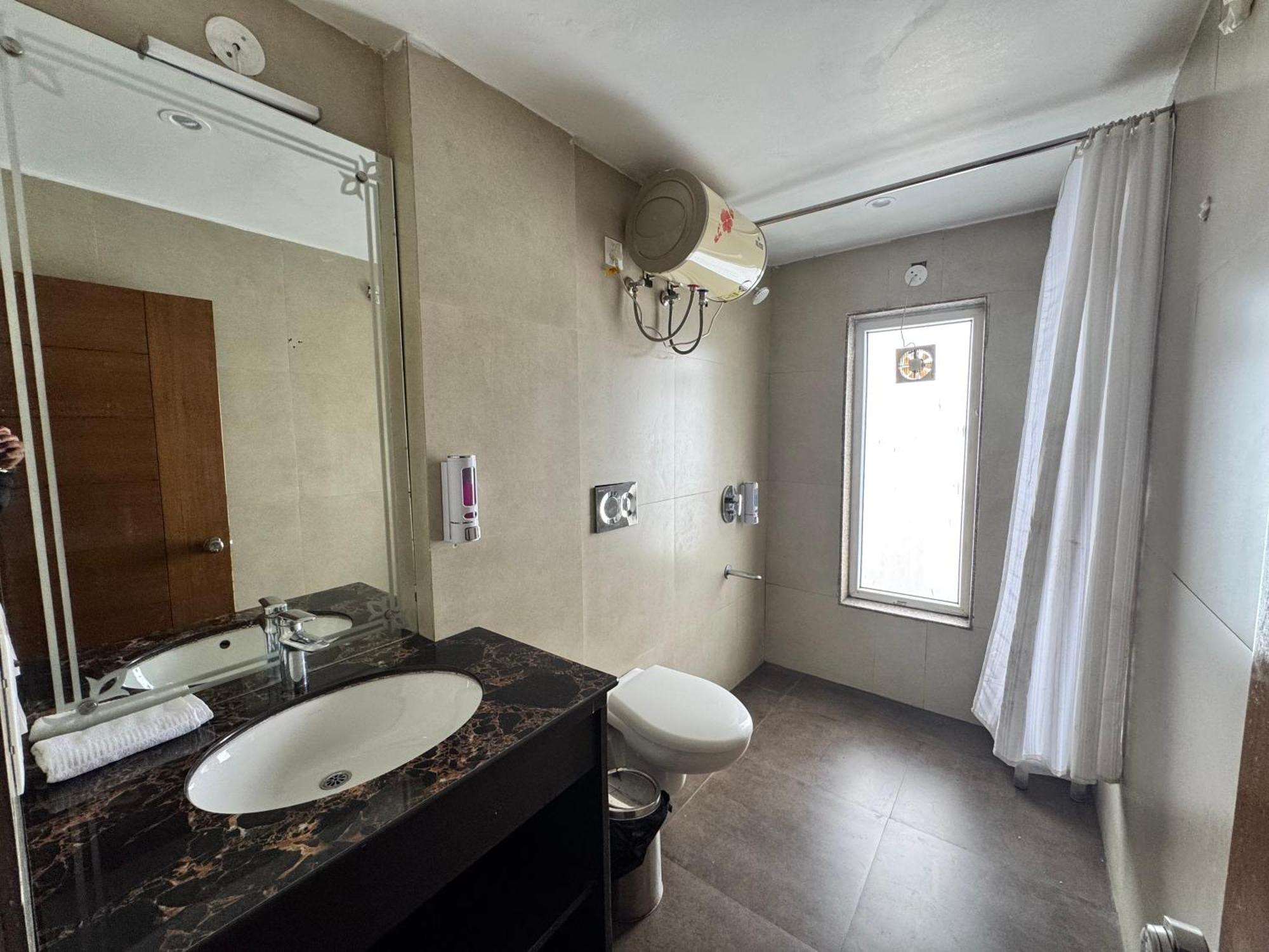 Ab'S Abode-A Boutique Hotel Mussoorie Exteriör bild