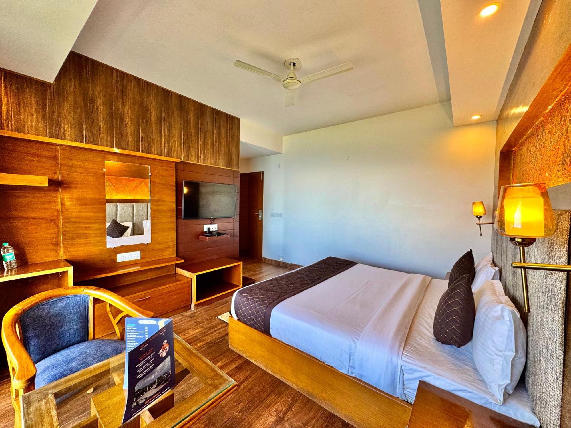 Ab'S Abode-A Boutique Hotel Mussoorie Exteriör bild