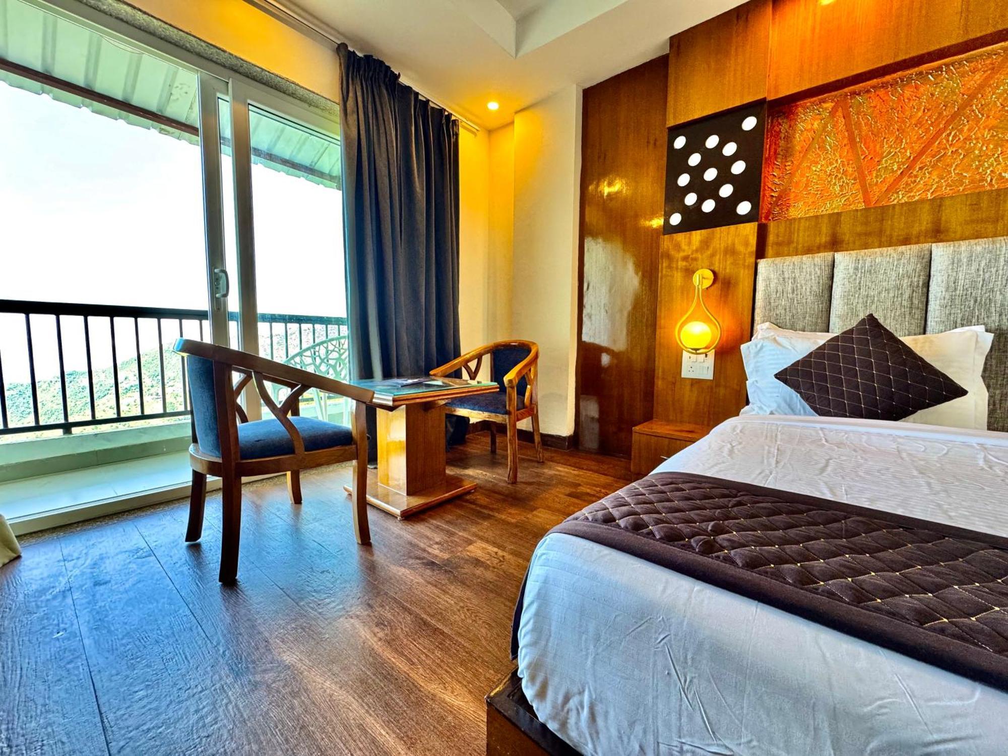 Ab'S Abode-A Boutique Hotel Mussoorie Exteriör bild
